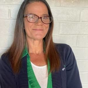 Meet your Posher, Crystal